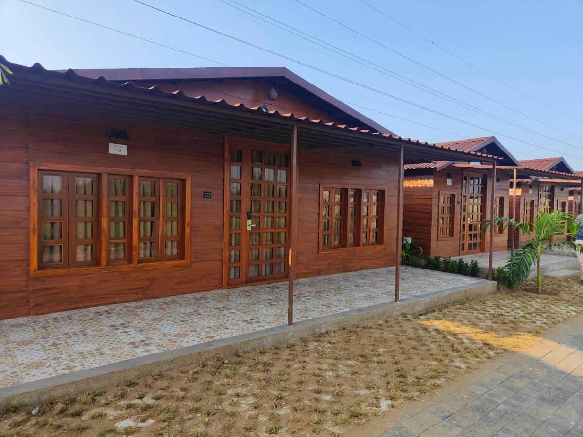Nirvana Resort And Restaurant Garudeshwar Eksteriør billede